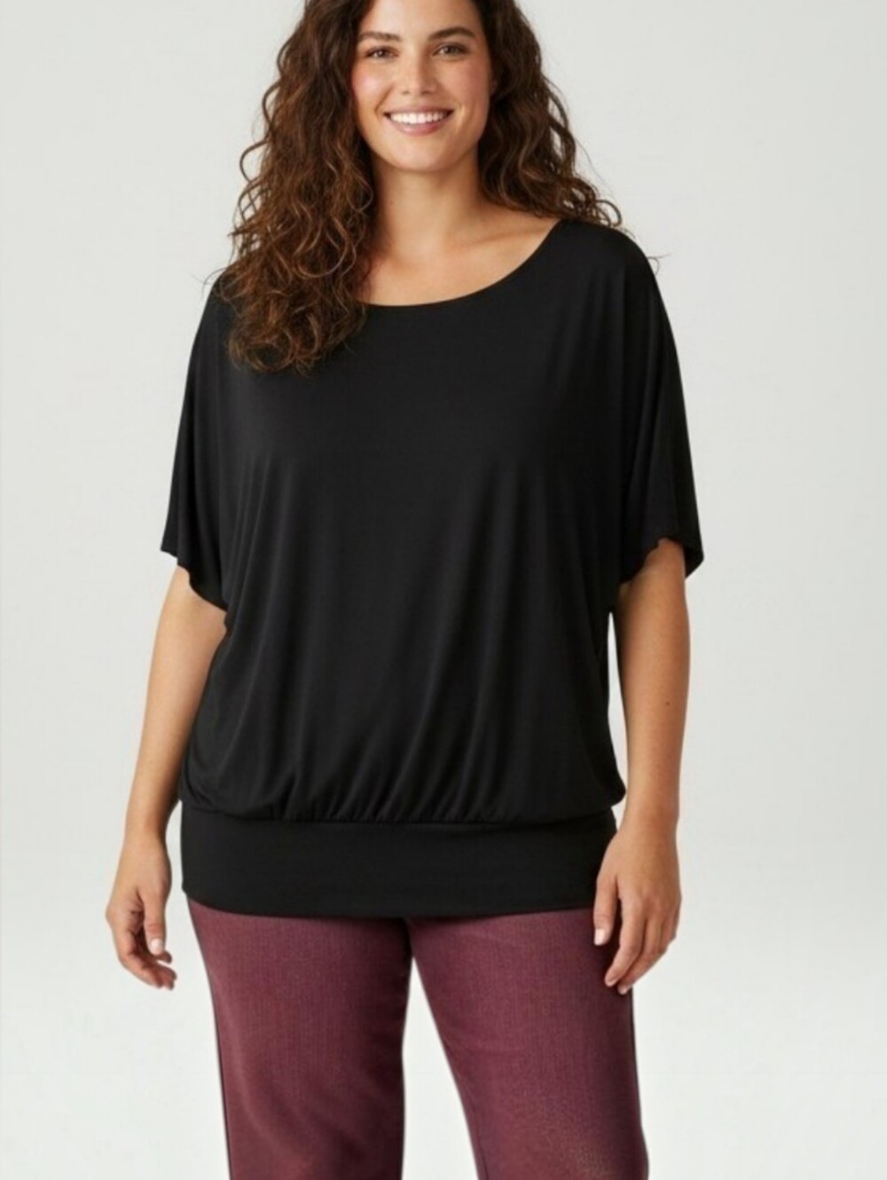 ♥️ Figure Flattering Swing Top! Isaac Mizrahi Plus Size Black Tee